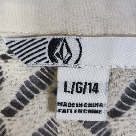 Volcom 1/4 bottom down blouse women's size L (14) cream colour see through thin - Picture 6 of 9
